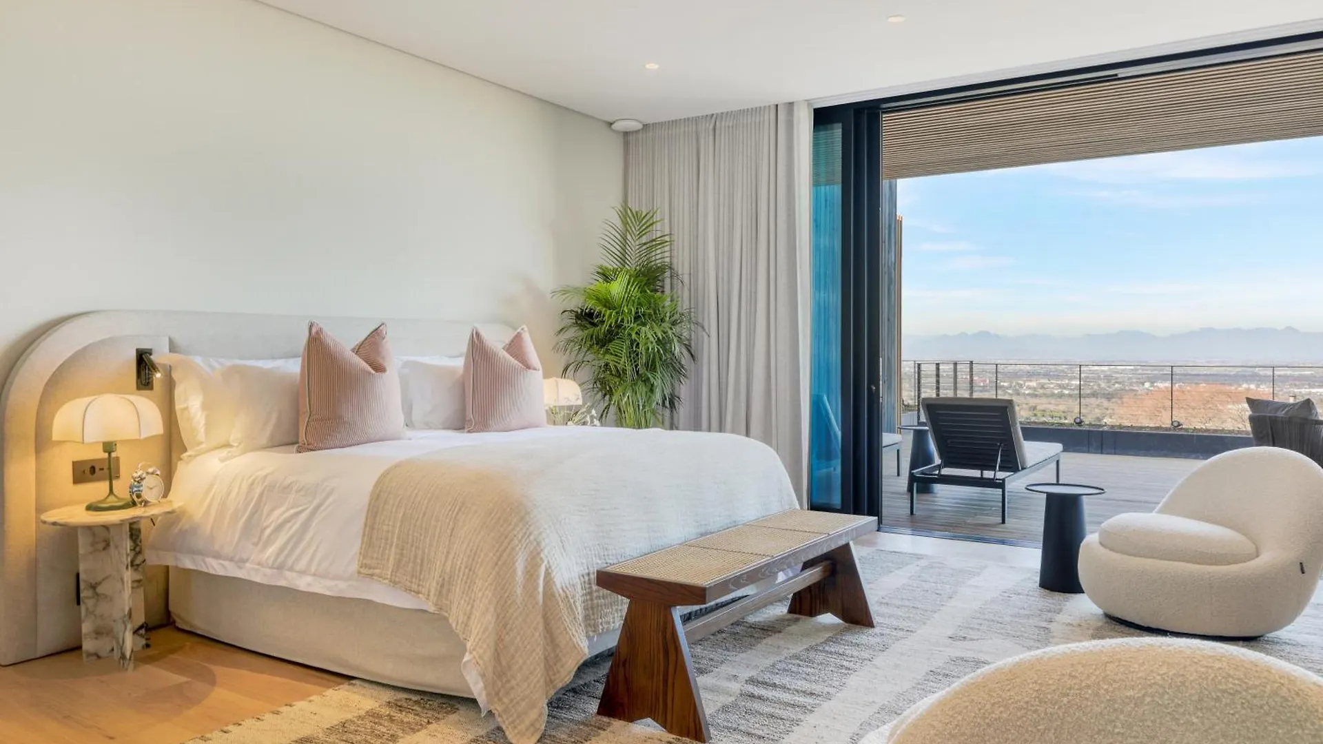 Villa Lion View Private Luxury Retreat Cape Town Guest house