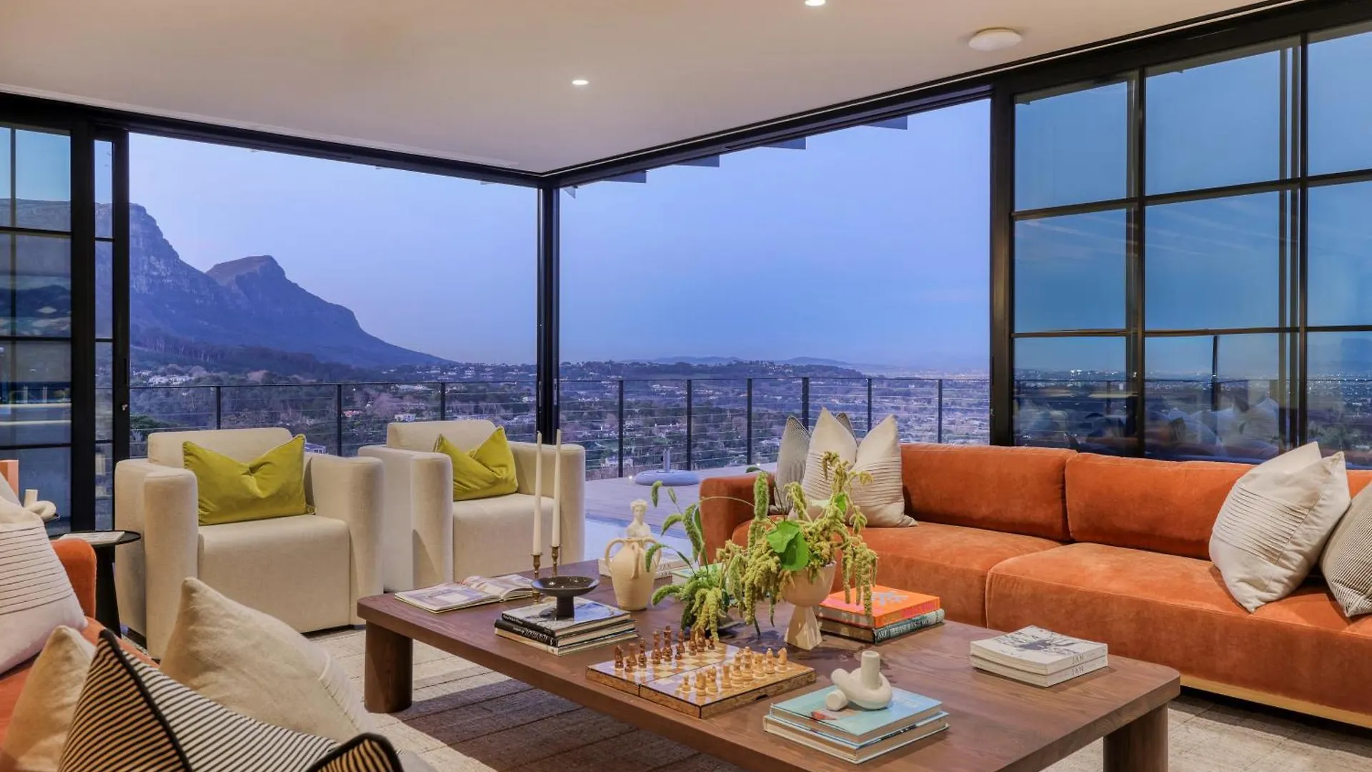 Villa Lion View Private Luxury Retreat Cape Town Guest house